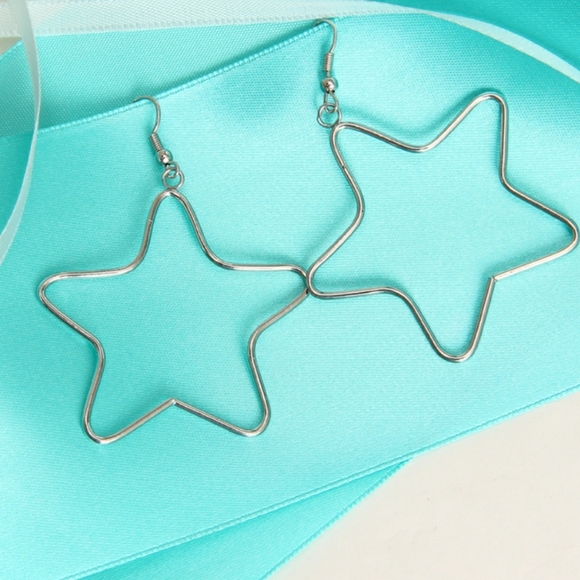 SILVER STAR EARRINGS - Picture 3 of 3